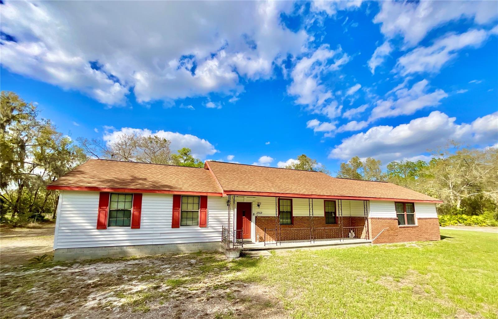 LAKESIDE - Residential