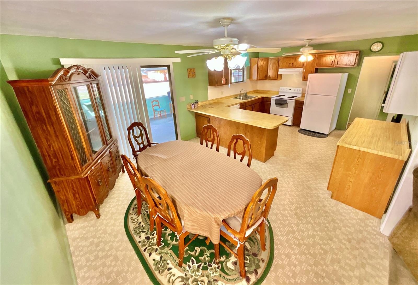 LAKESIDE - Residential