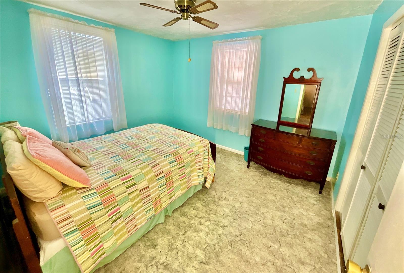 LAKESIDE - Residential