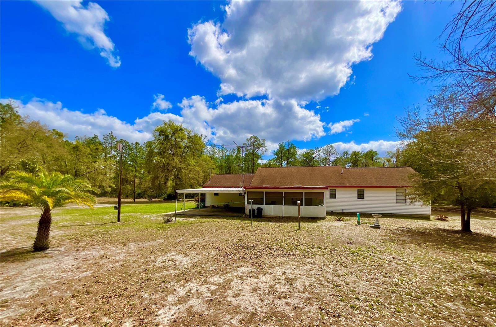 LAKESIDE - Residential