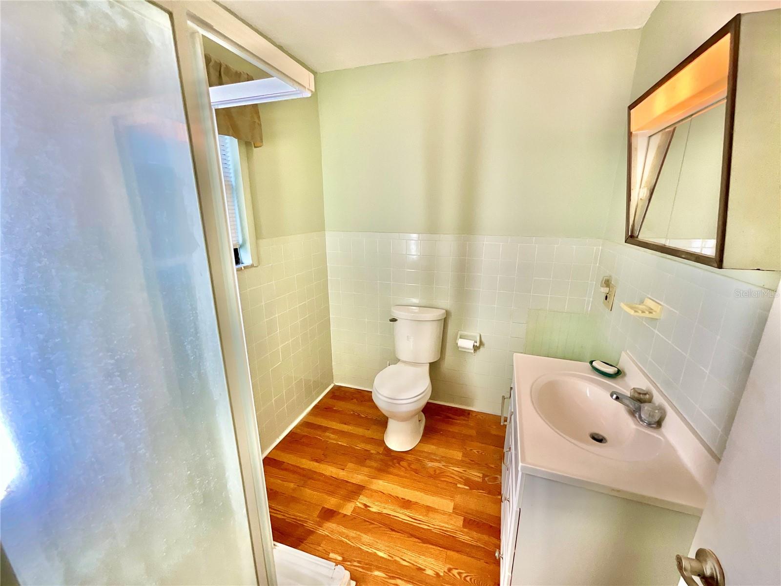 LAKESIDE - Residential