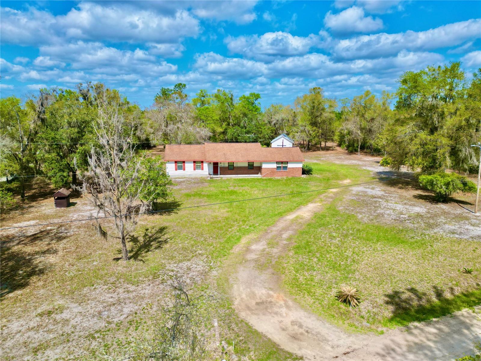 LAKESIDE - Residential