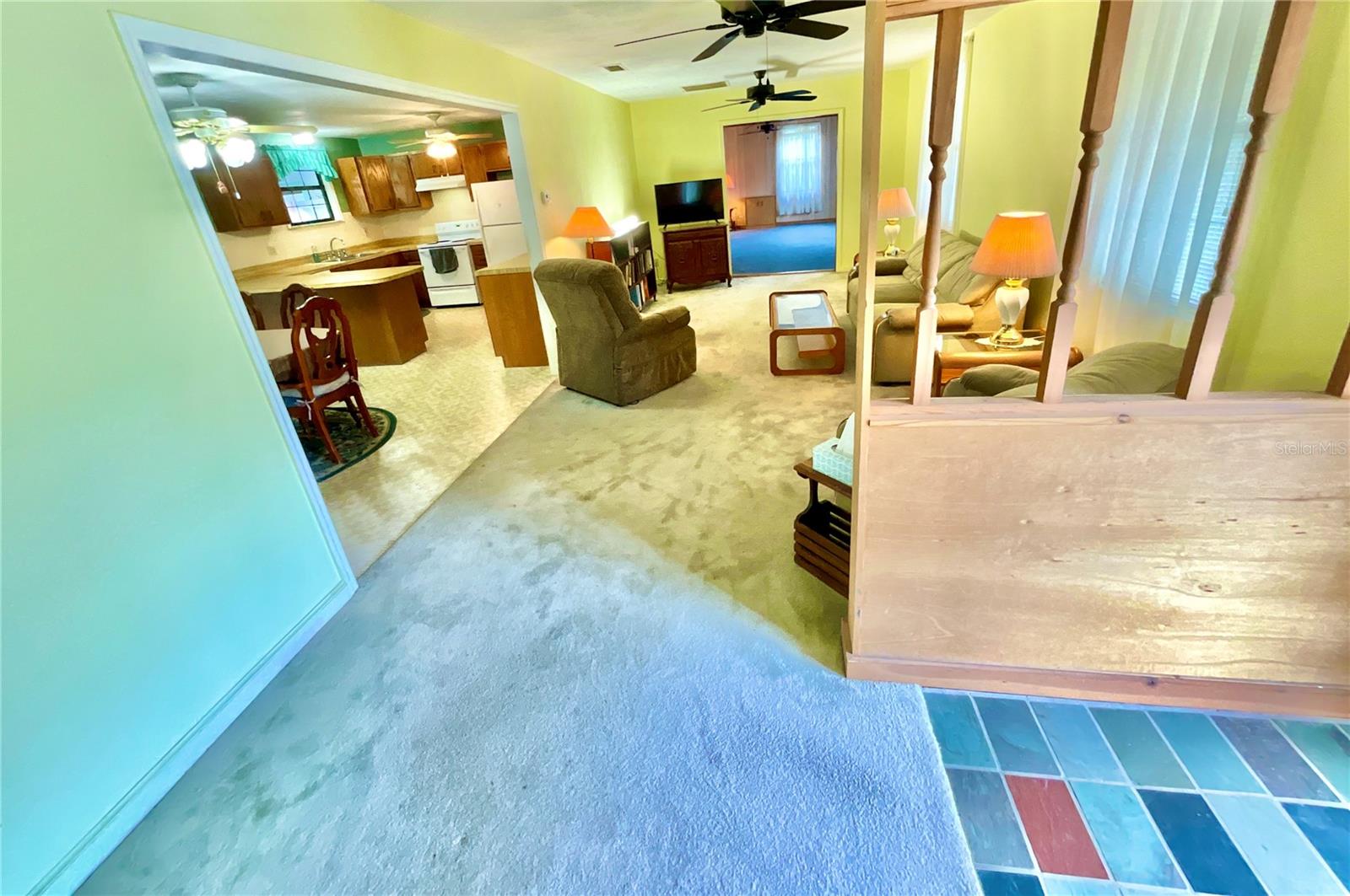 LAKESIDE - Residential