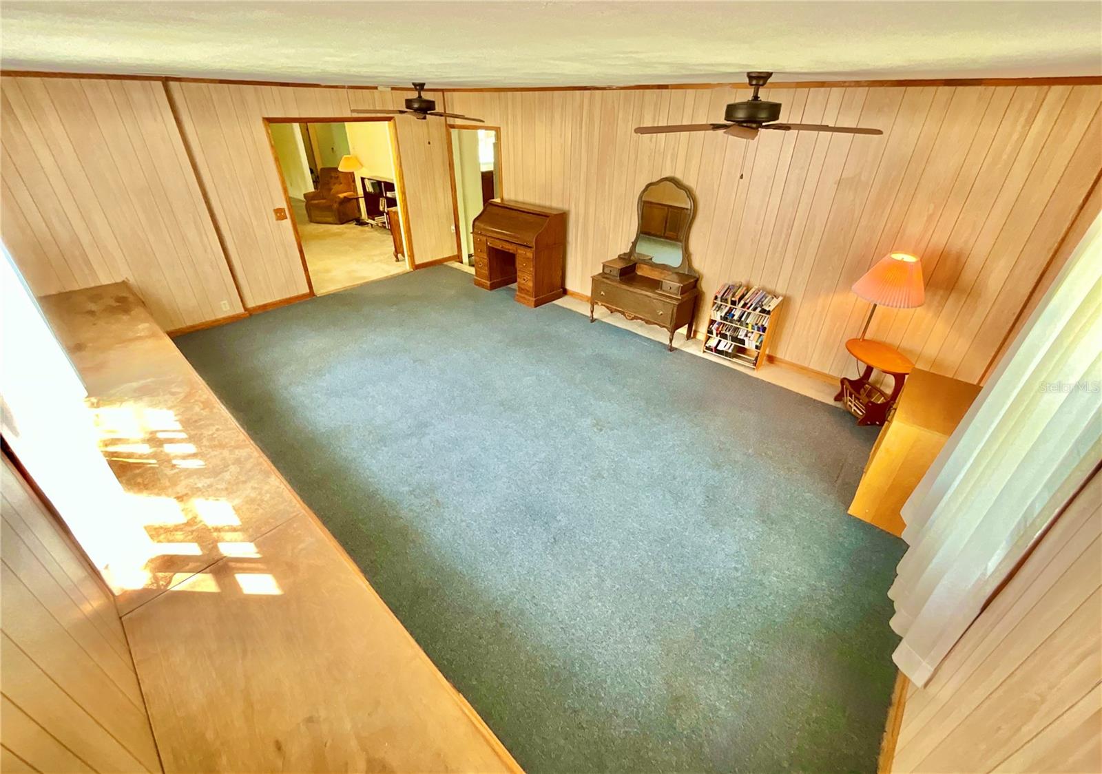 LAKESIDE - Residential