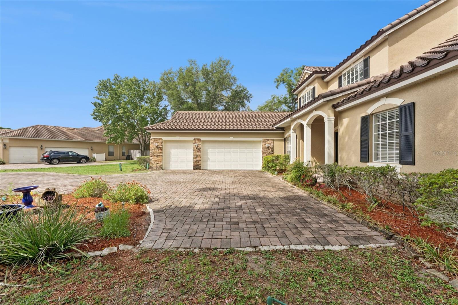 WAYSIDE ESTATES - Residential