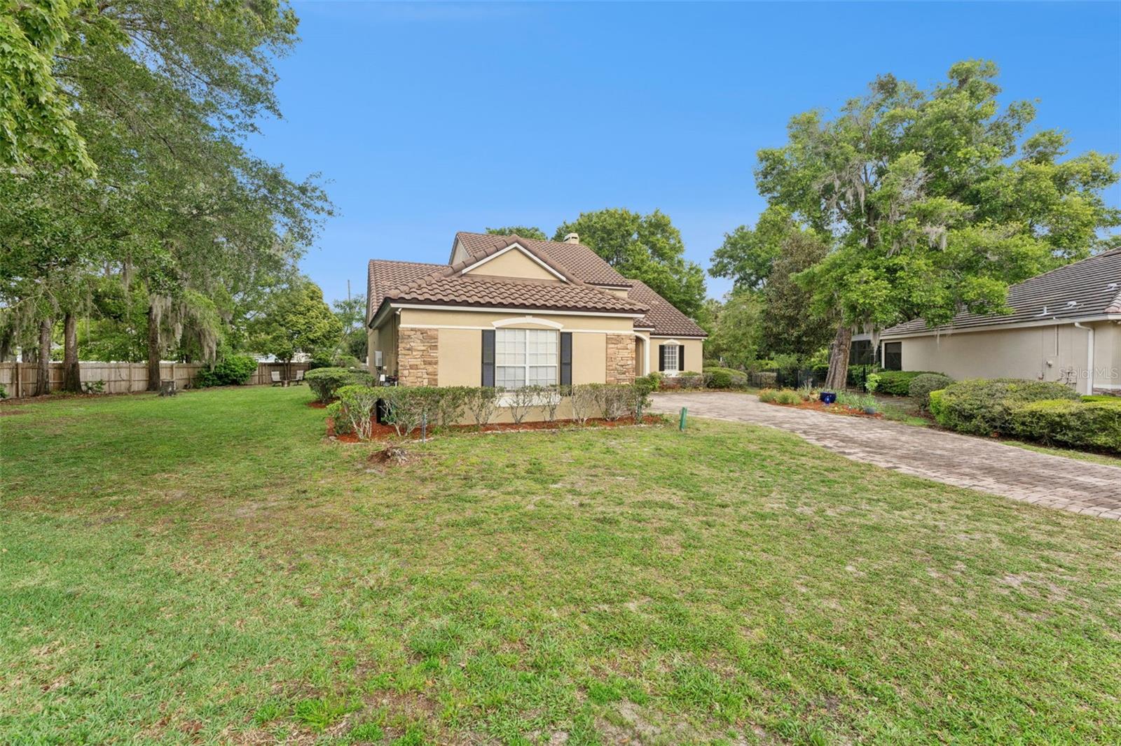 WAYSIDE ESTATES - Residential