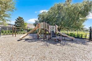 SPLIT OAK ESTATES PH 2 - Residential Lease