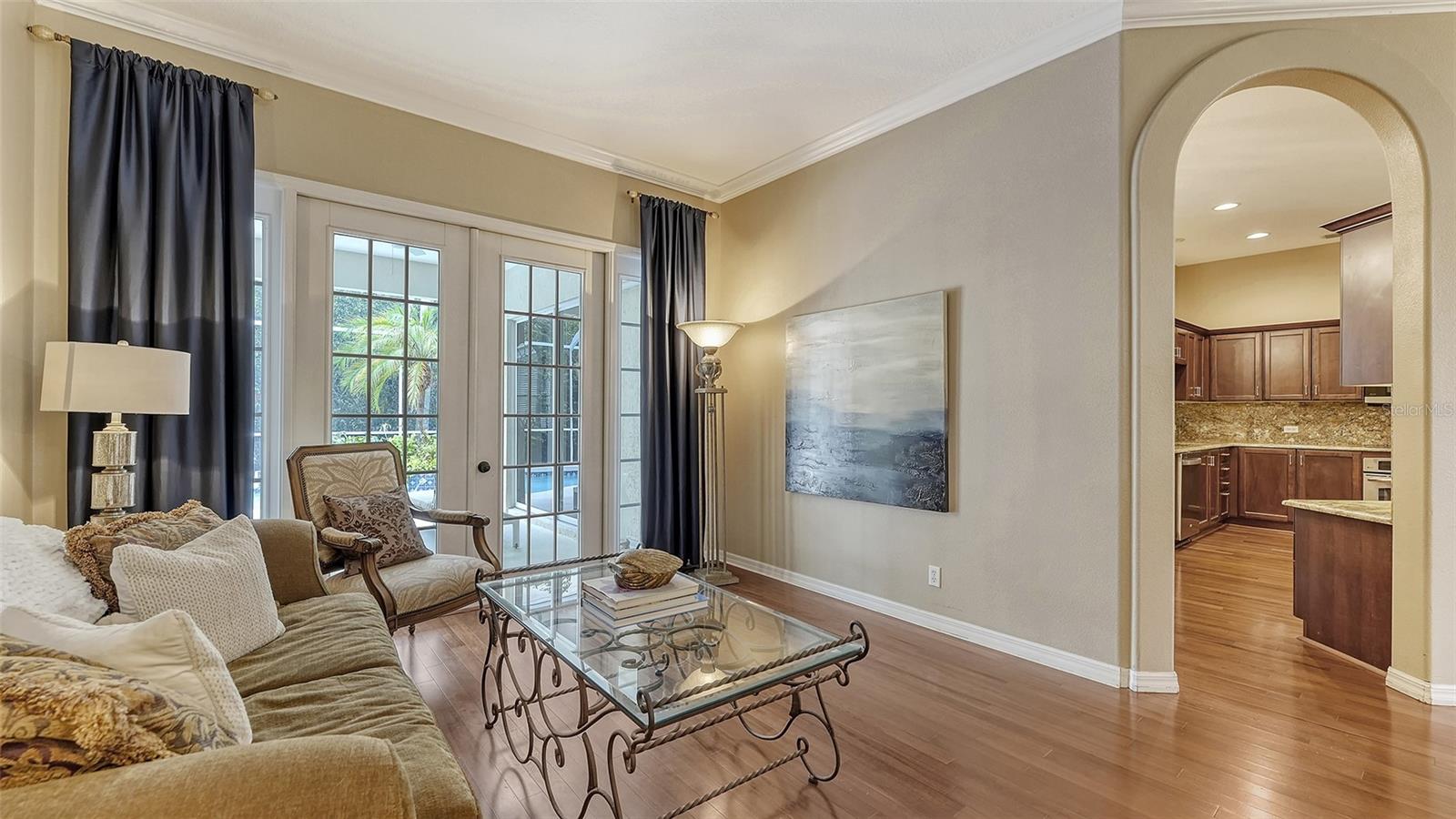 UNIVERSITY PARK COUNTRY CLUB-HENLEY - Residential