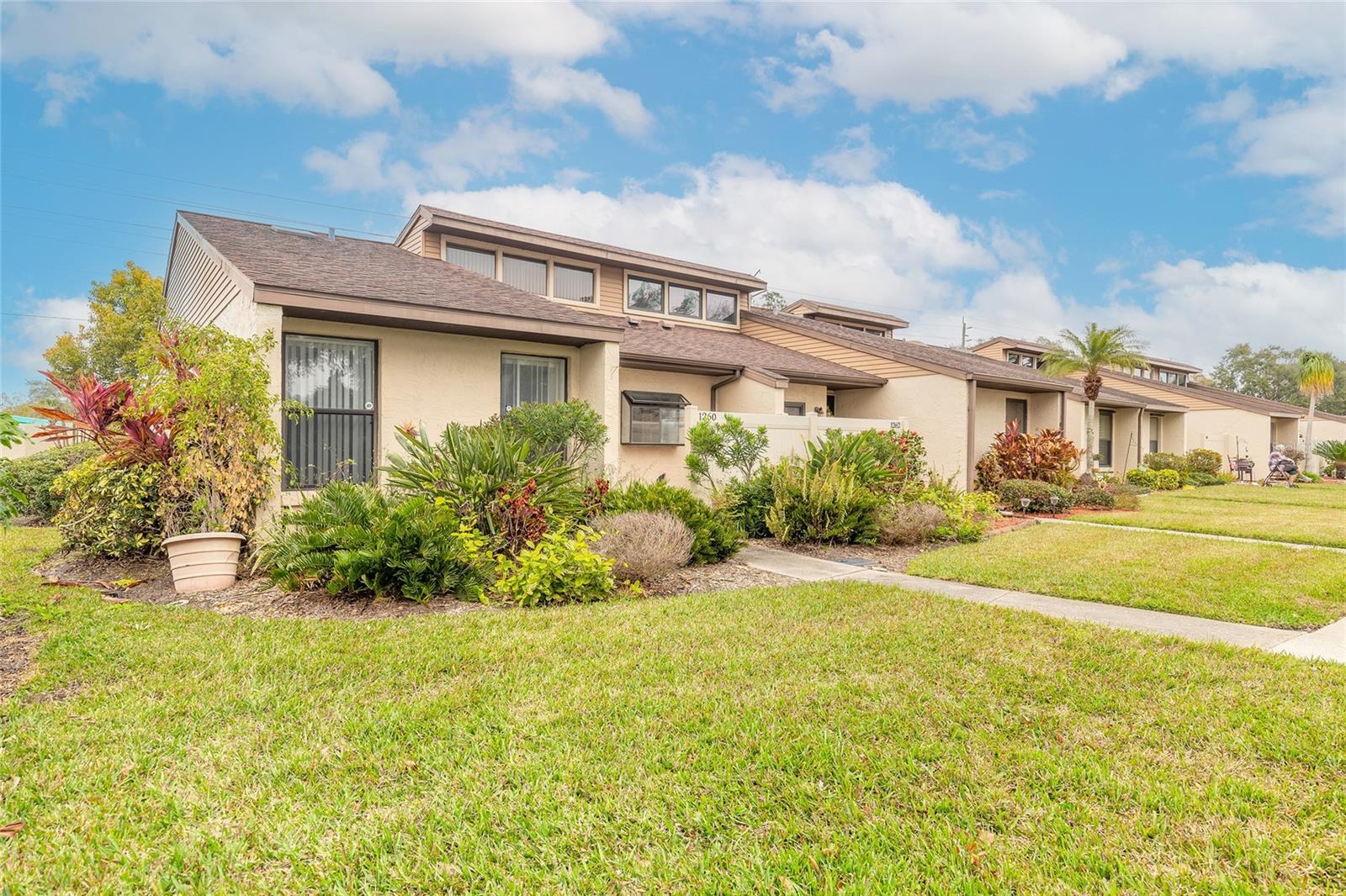 1260 CHARTER OAKS CIRCLE