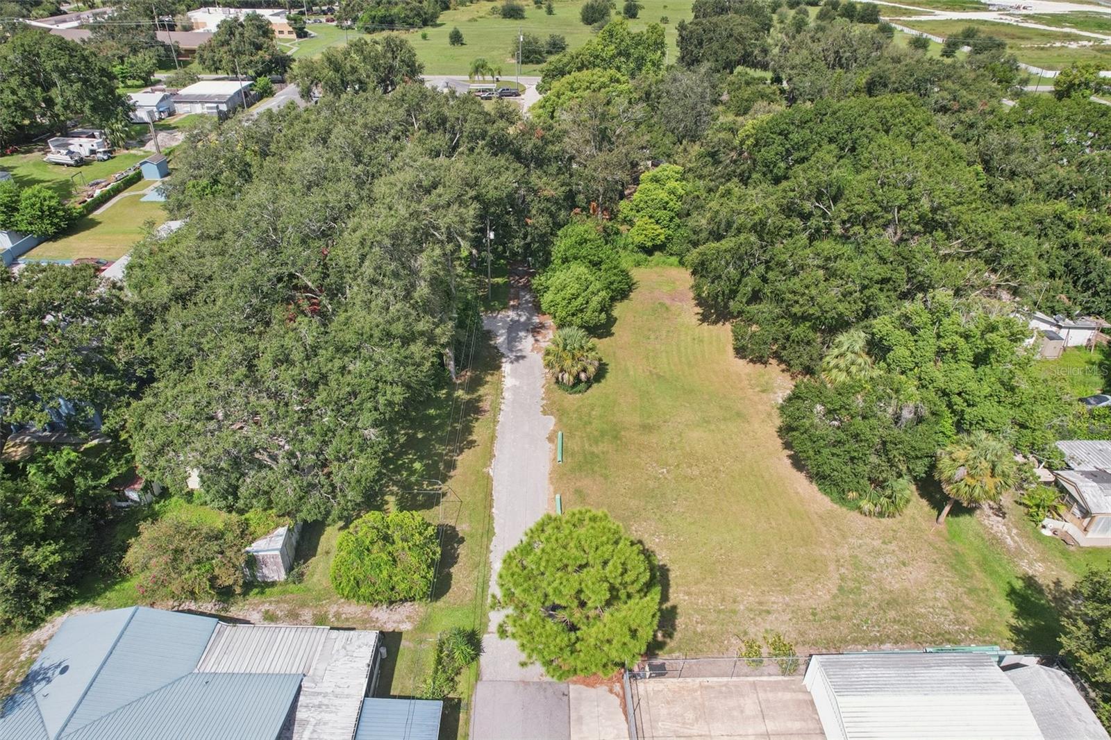 LE VALLEY SUB PB 37 PG 24 - Land