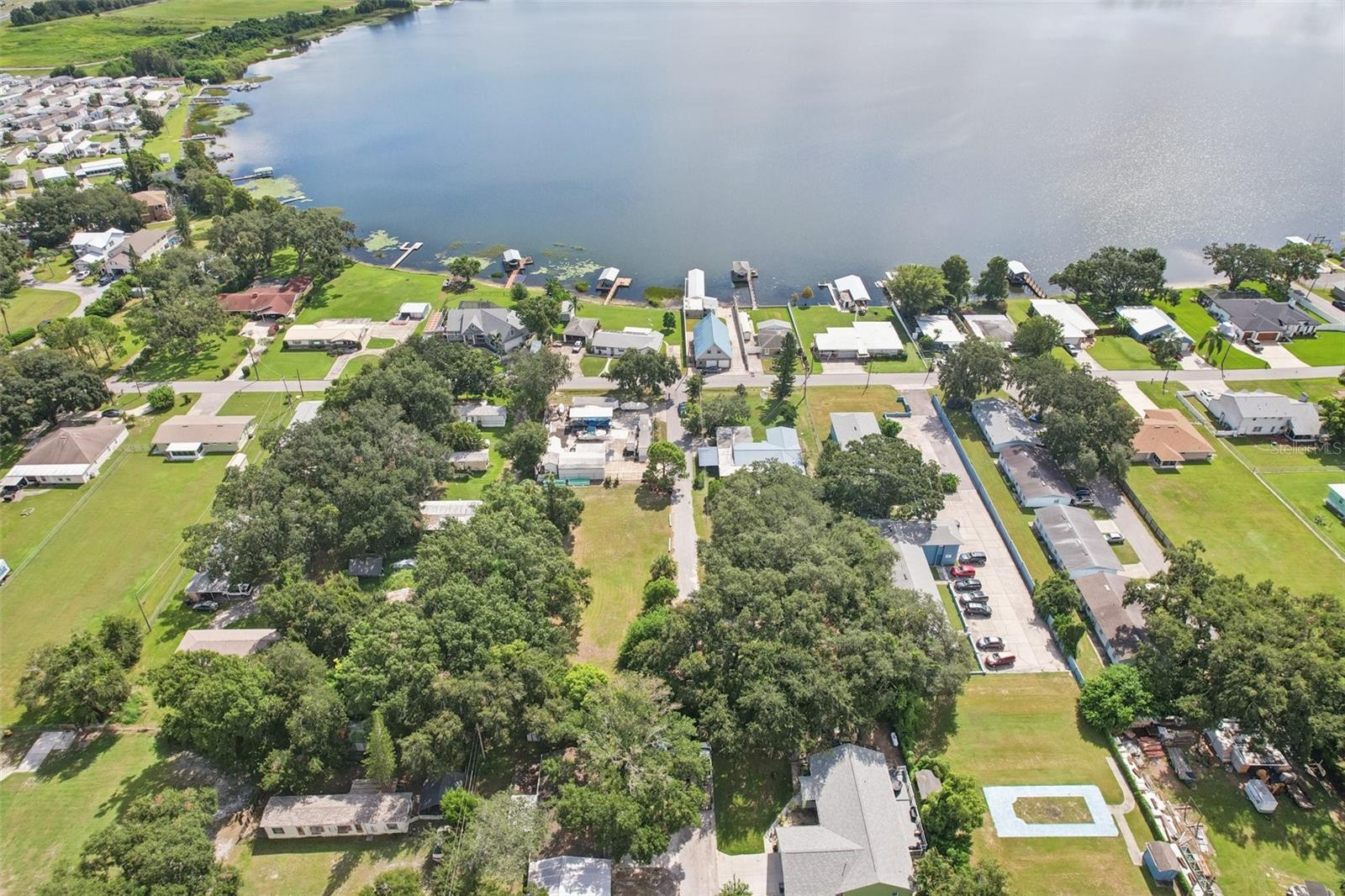 LE VALLEY SUB PB 37 PG 24 - Land