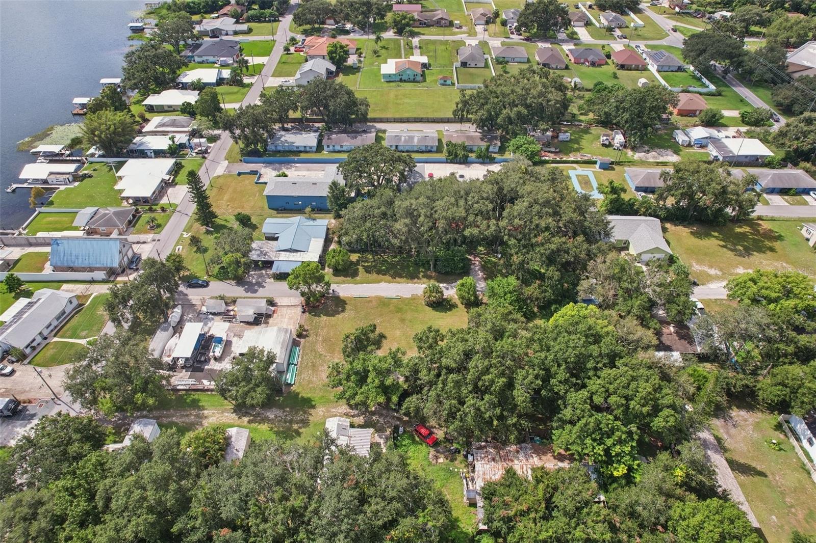 LE VALLEY SUB PB 37 PG 24 - Land