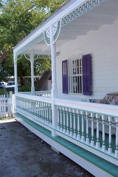 624 UNITED STREET