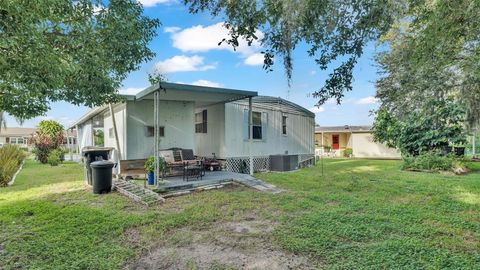 A home in LAKELAND