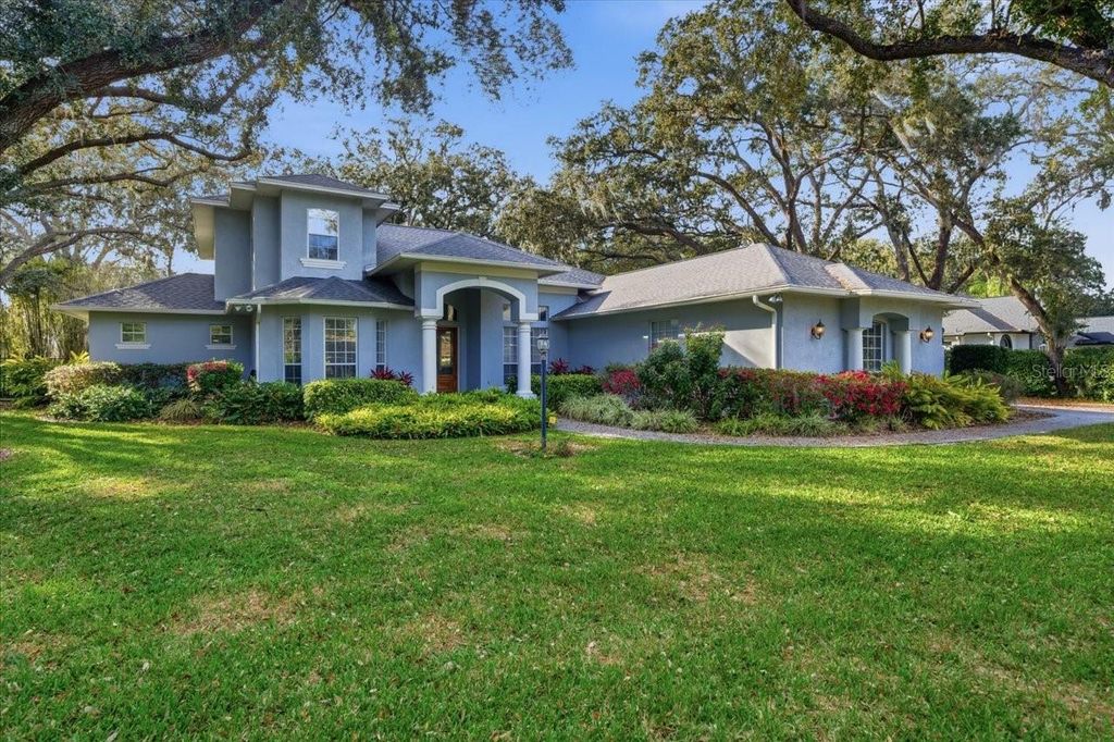 Photo of 12002 Hope Lane, Tampa, FL 33618 (MLS # TB8479580)