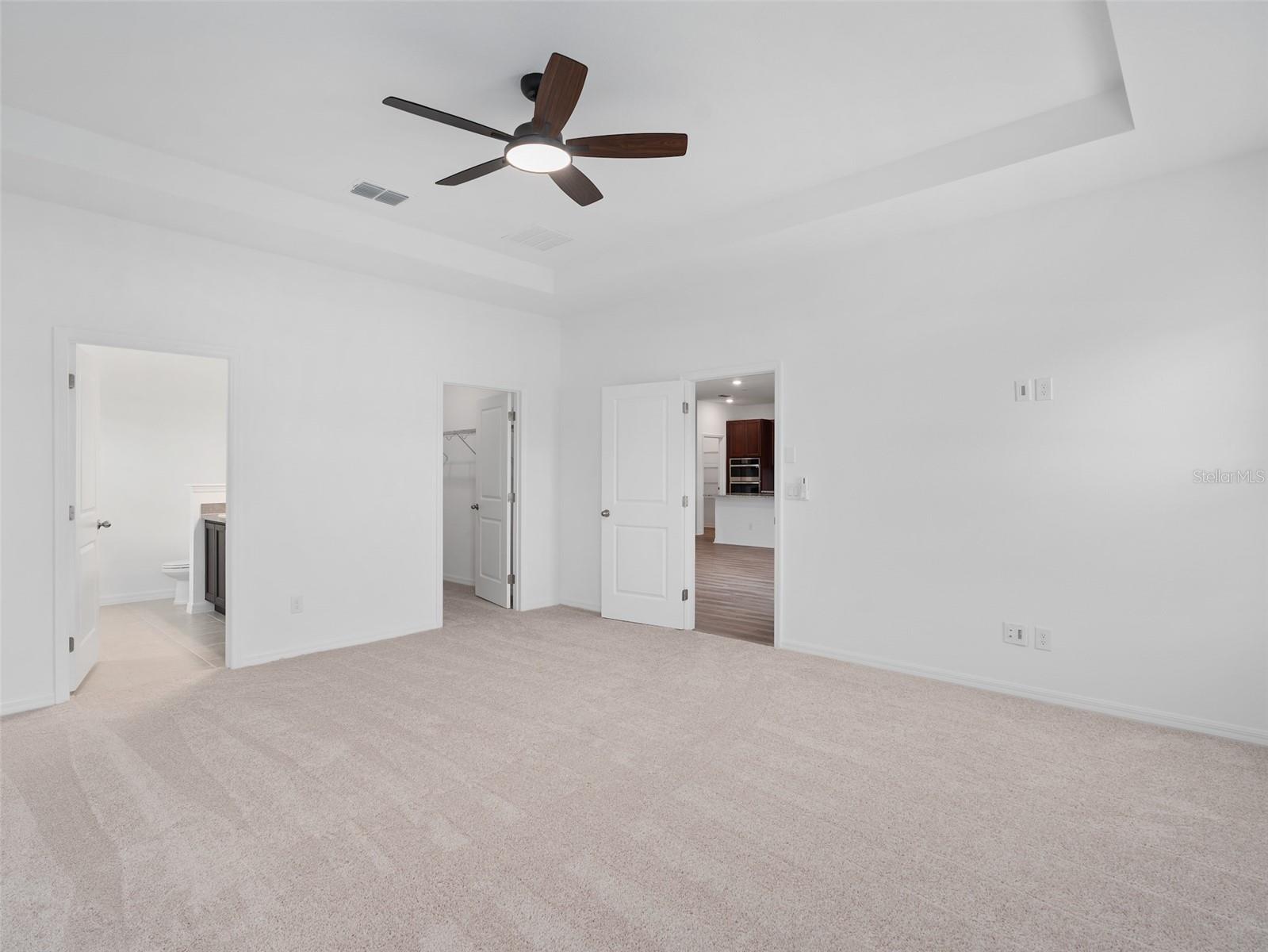 HAMPTON OAKS - Residential Lease