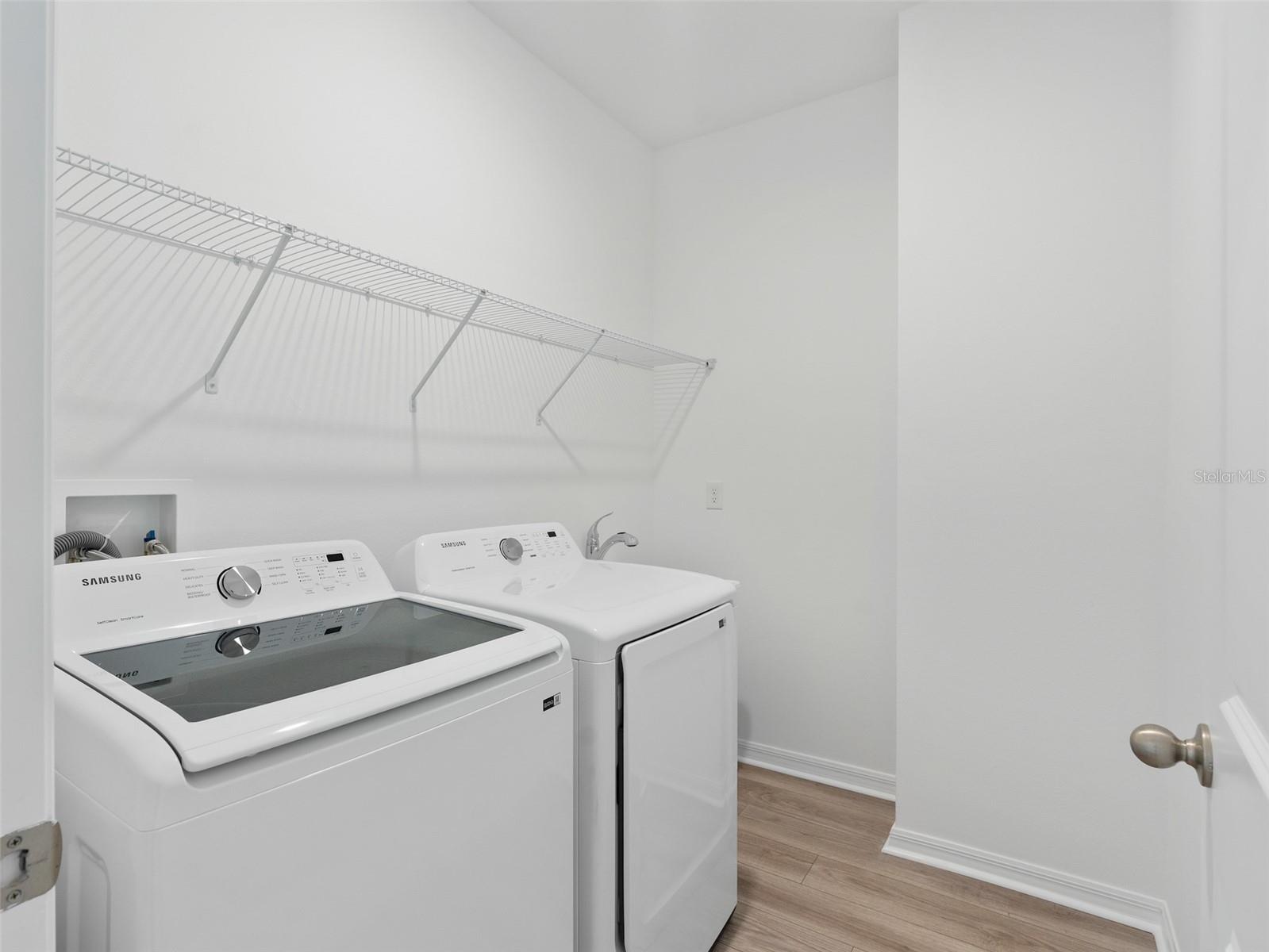 HAMPTON OAKS - Residential Lease