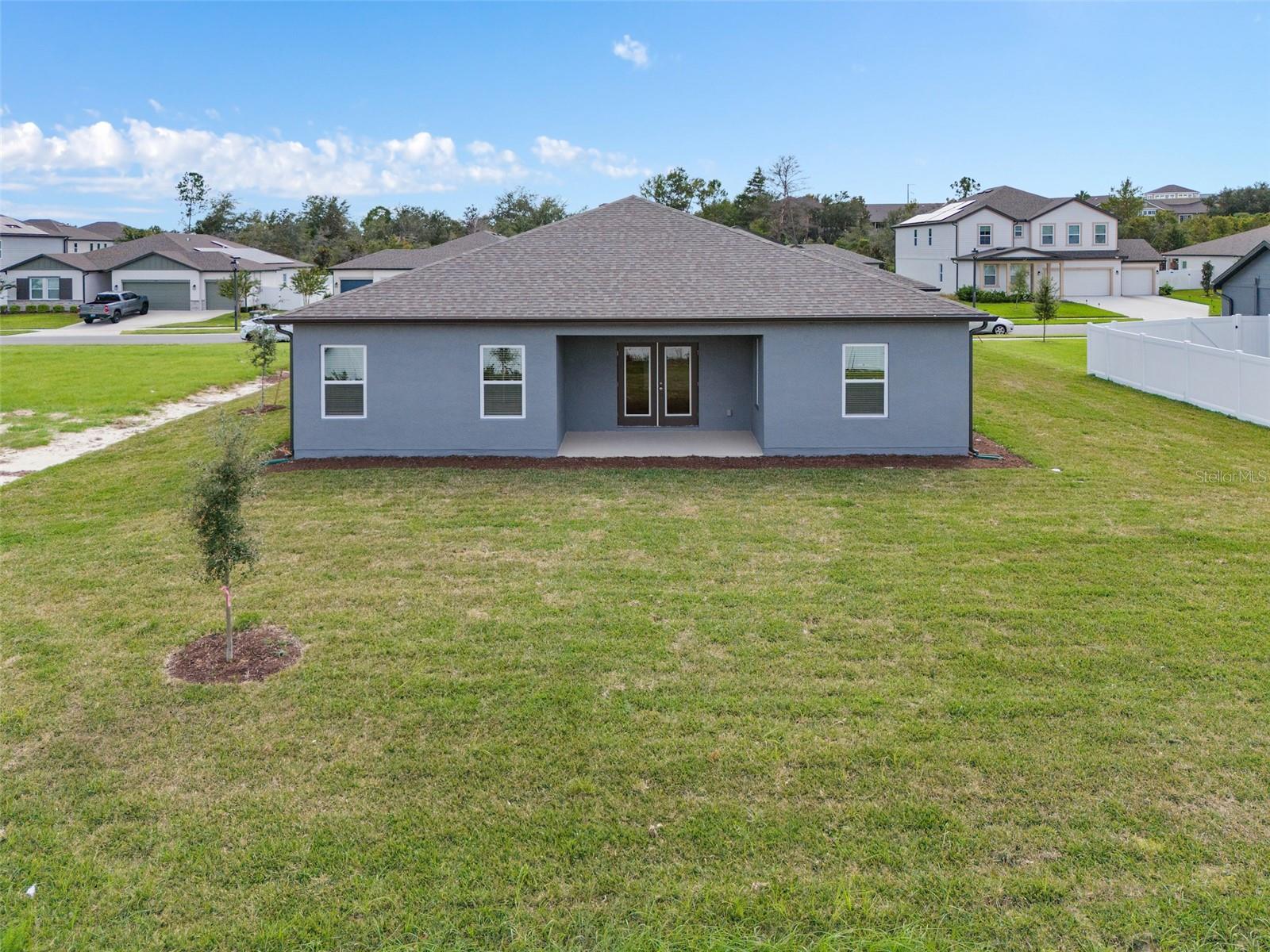 HAMPTON OAKS - Residential Lease