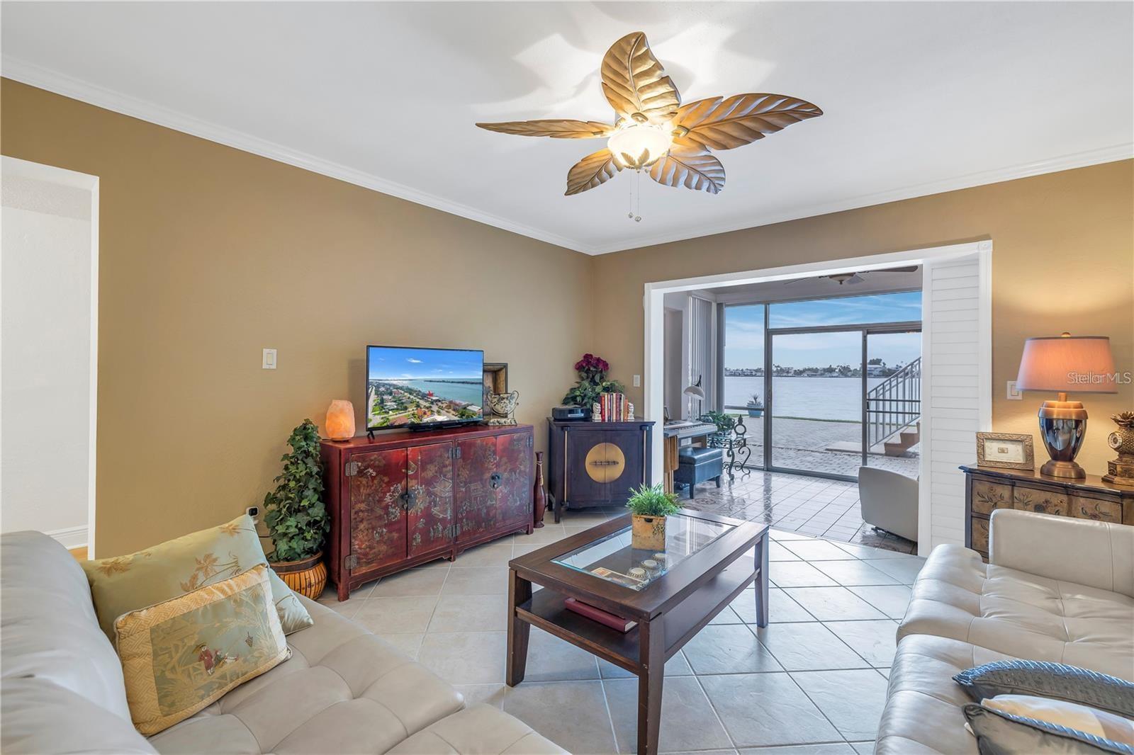 NIBROC CONDO - Residential
