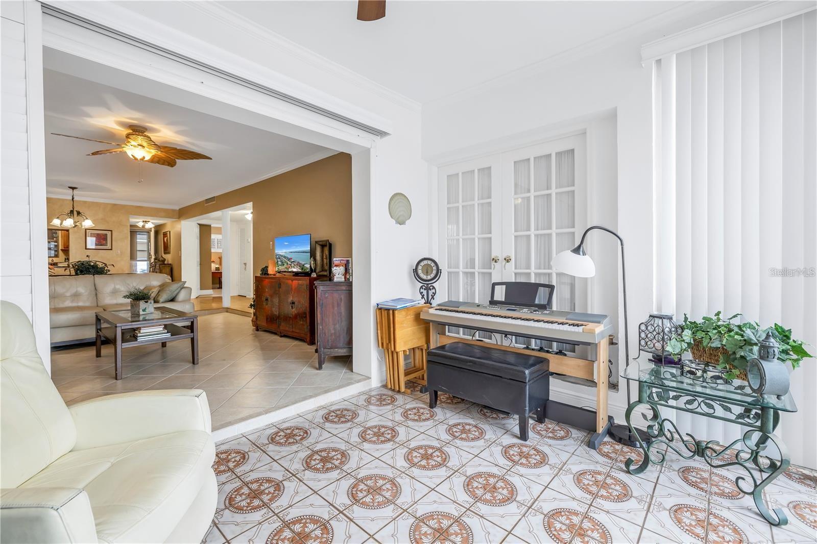 NIBROC CONDO - Residential