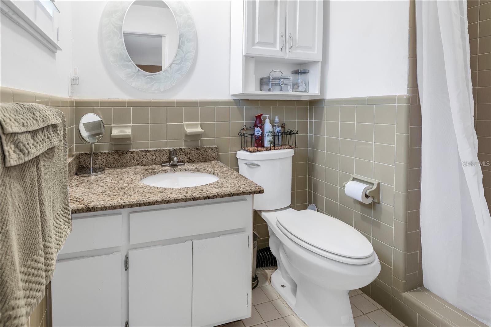 NIBROC CONDO - Residential