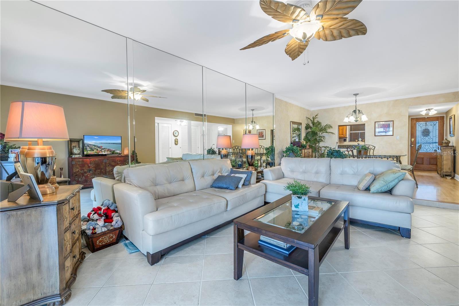 NIBROC CONDO - Residential