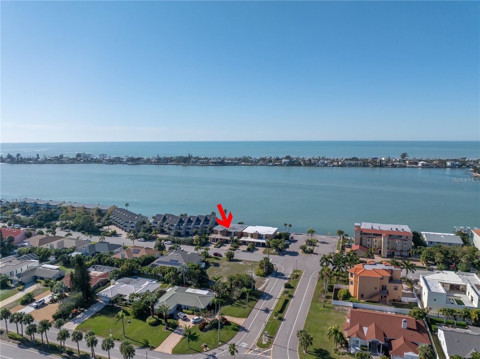 NIBROC CONDO - Residential