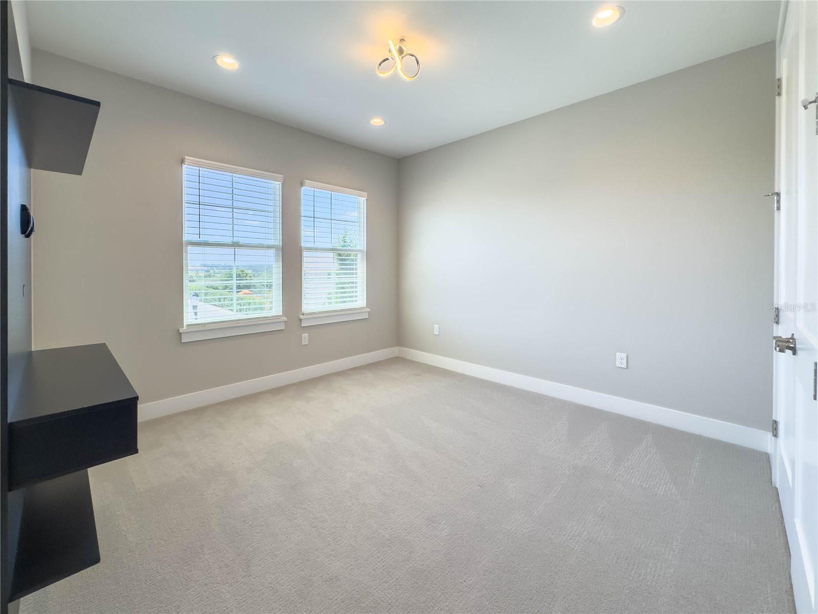 BELLA COLLINA WEST - Residential