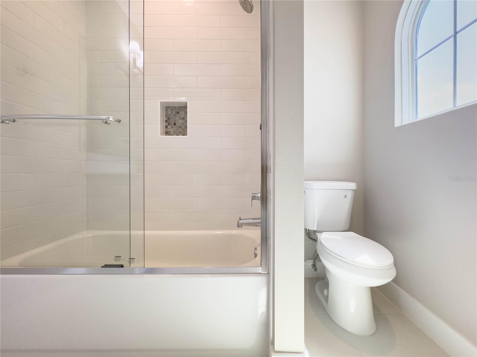 BELLA COLLINA WEST - Residential