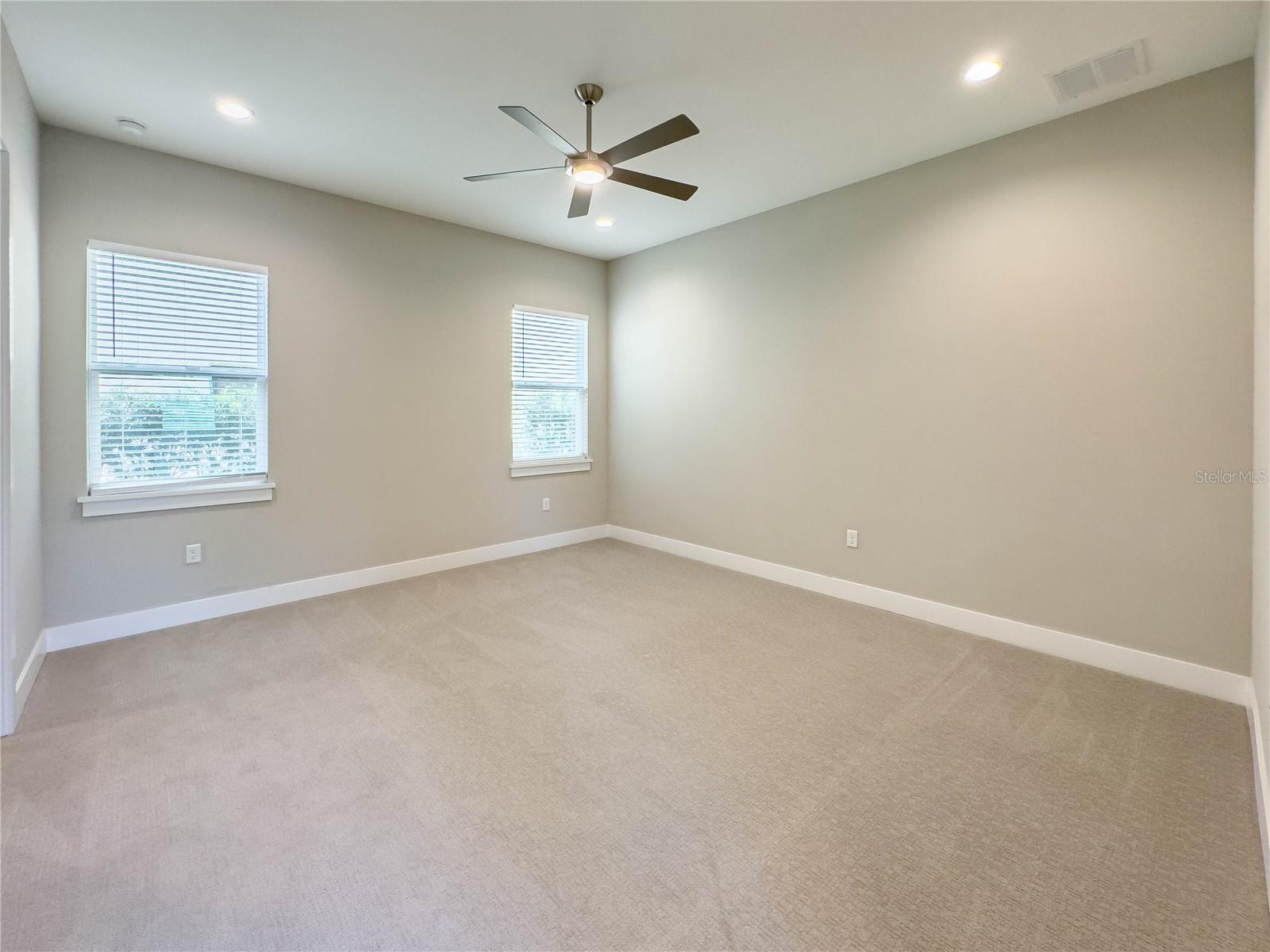 BELLA COLLINA WEST - Residential