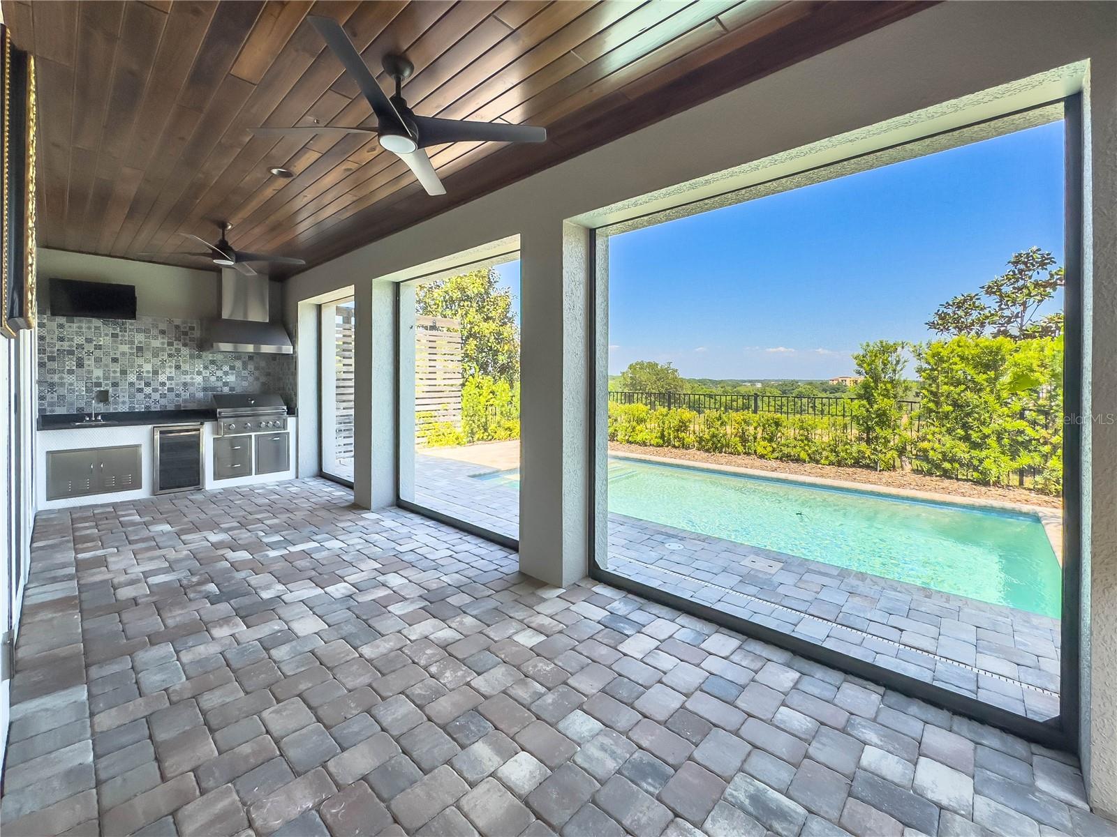 BELLA COLLINA WEST - Residential