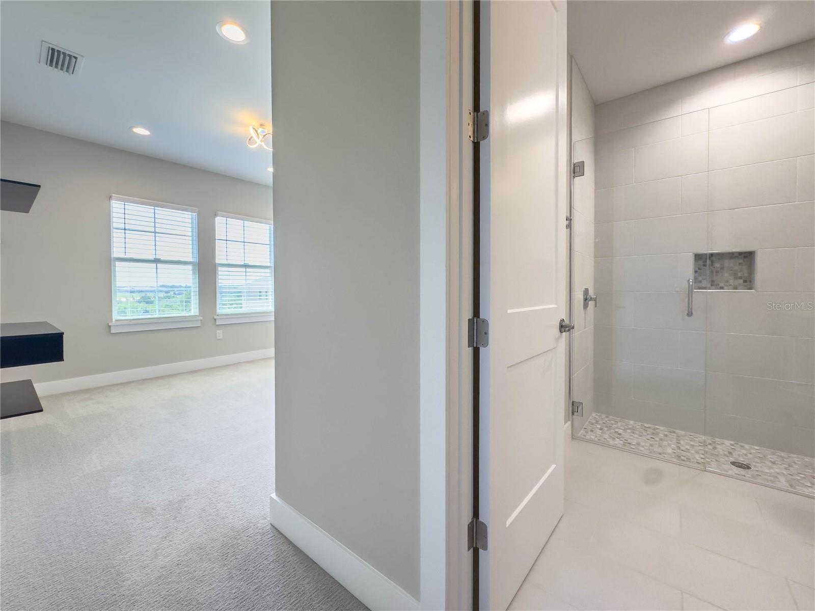 BELLA COLLINA WEST - Residential