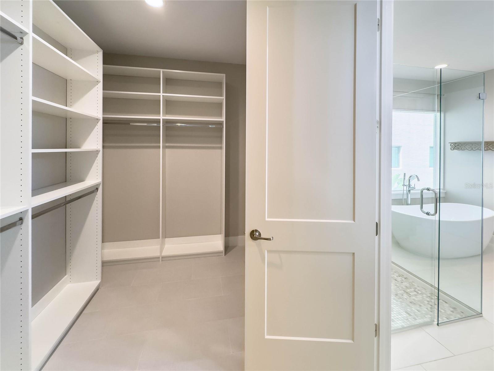 BELLA COLLINA WEST - Residential