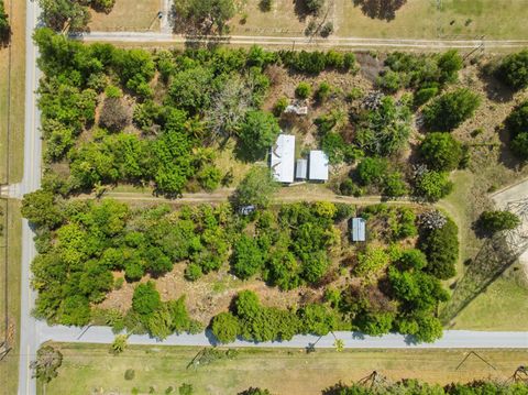 Photo of 4267 Neff Lake Road, Brooksville, FL 34601 (MLS # W7884351)