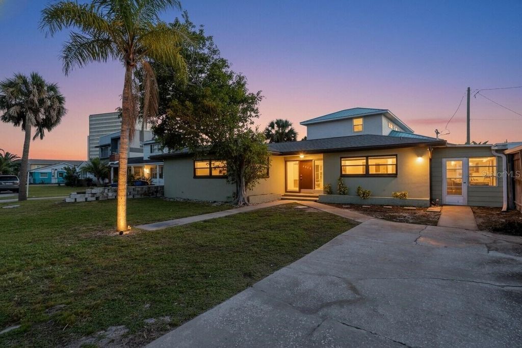 Photo of 800 Pasadena Avenue S, South Pasadena, FL 33707 (MLS # TB8459348)