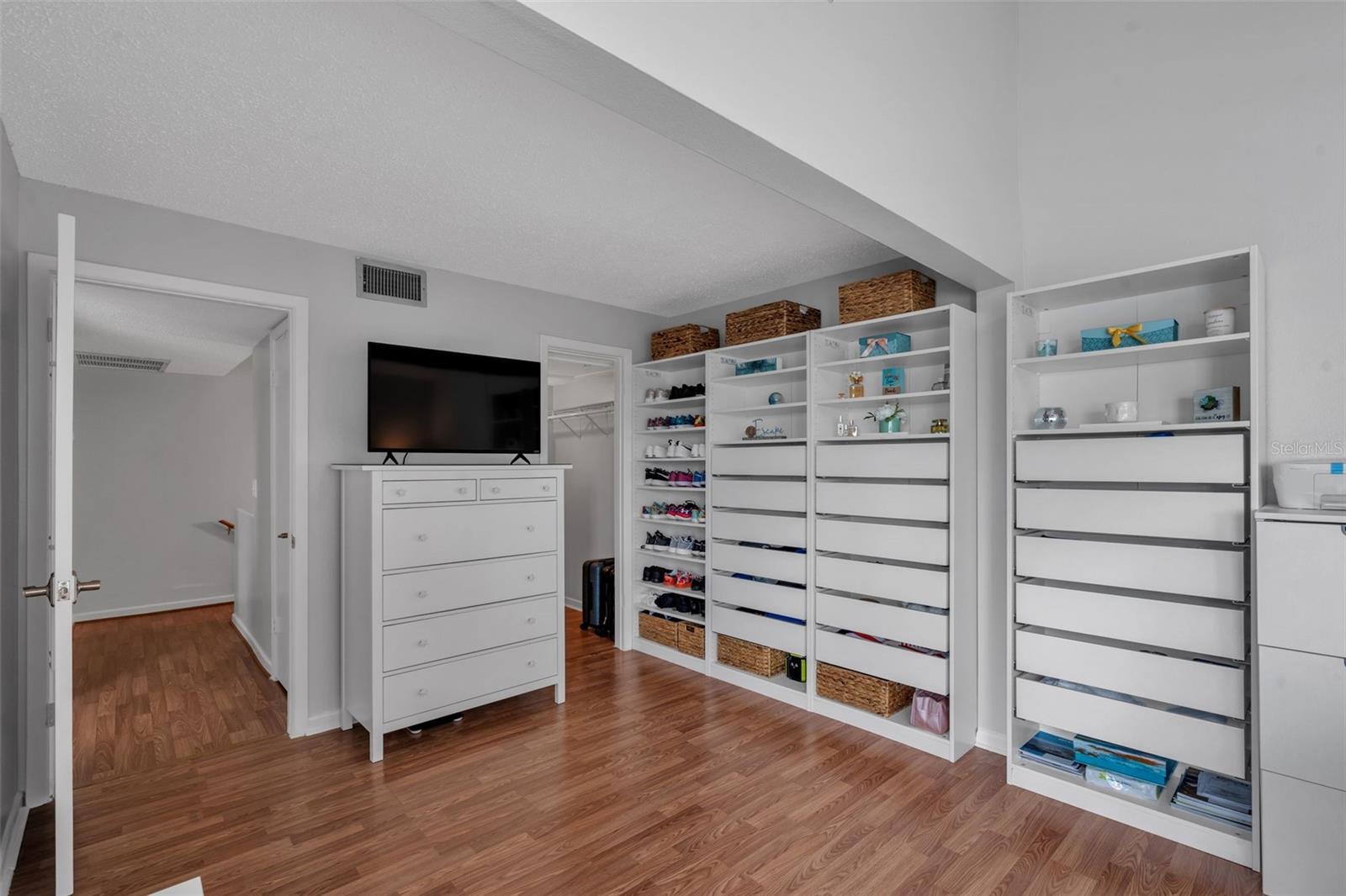 MADEIRA BEACH YACHT CLUB CONDO - Residential
