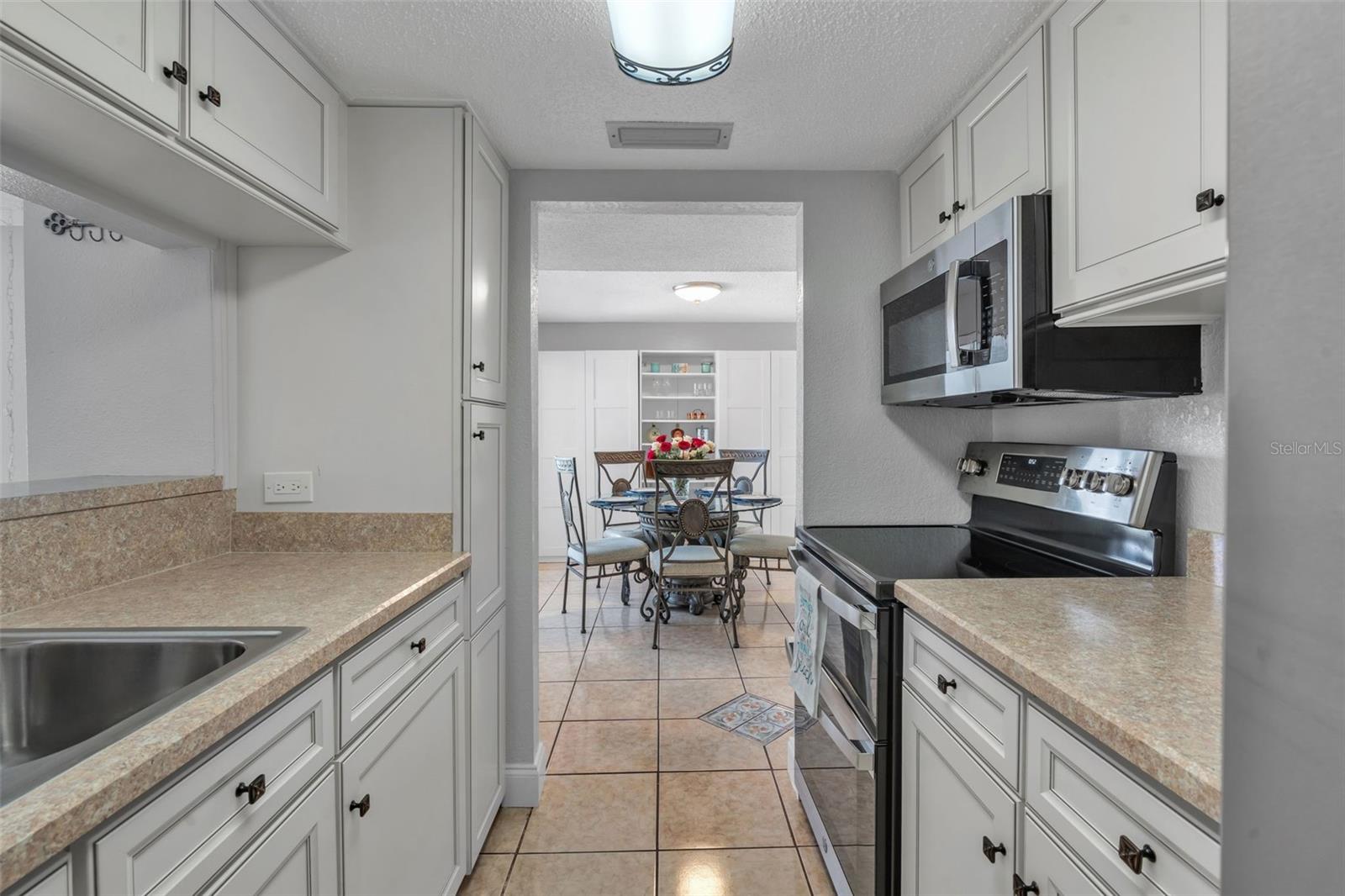 MADEIRA BEACH YACHT CLUB CONDO - Residential