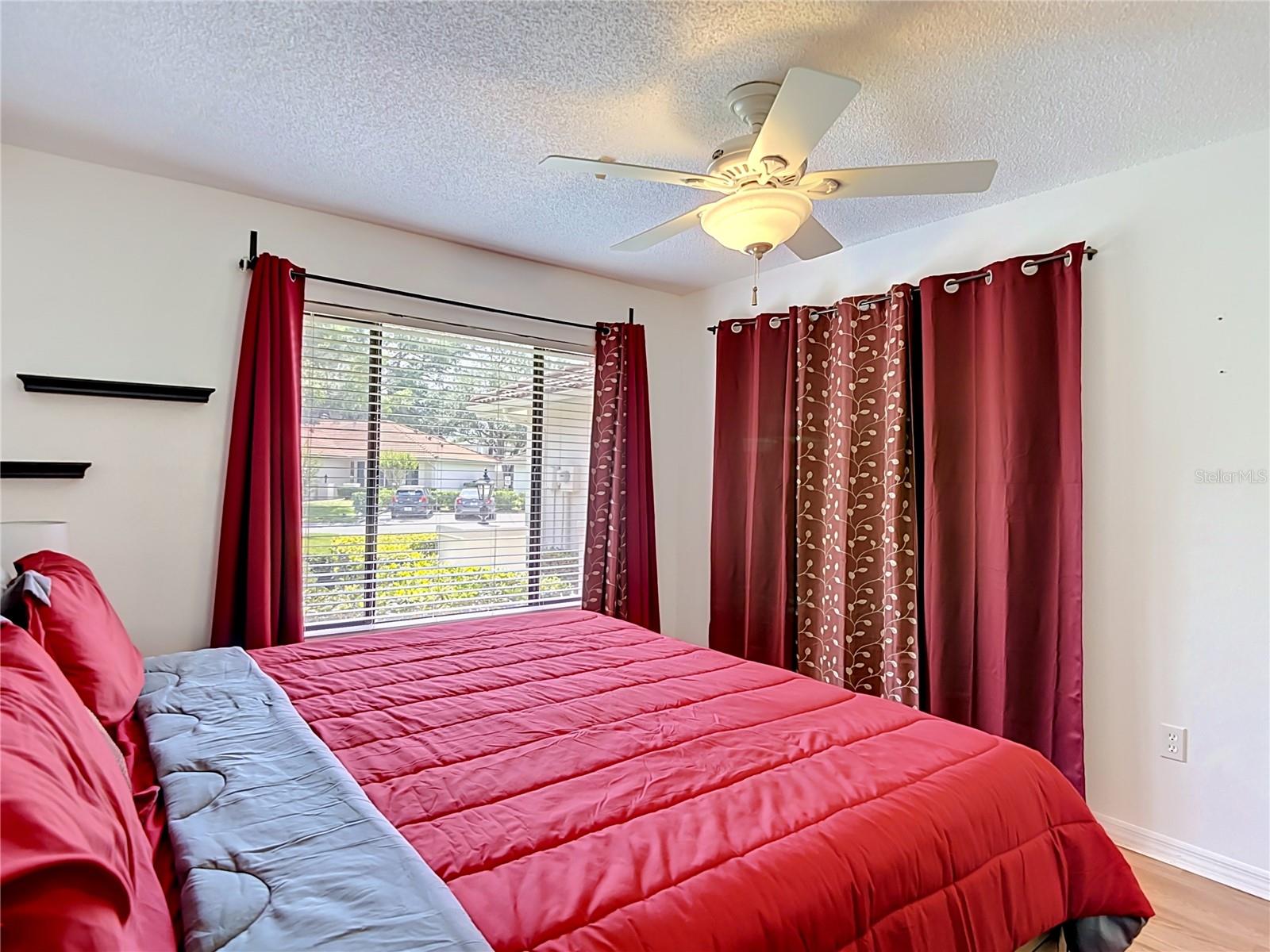 LAKEVIEW VILLAS AT PEBBLE CREE - Residential