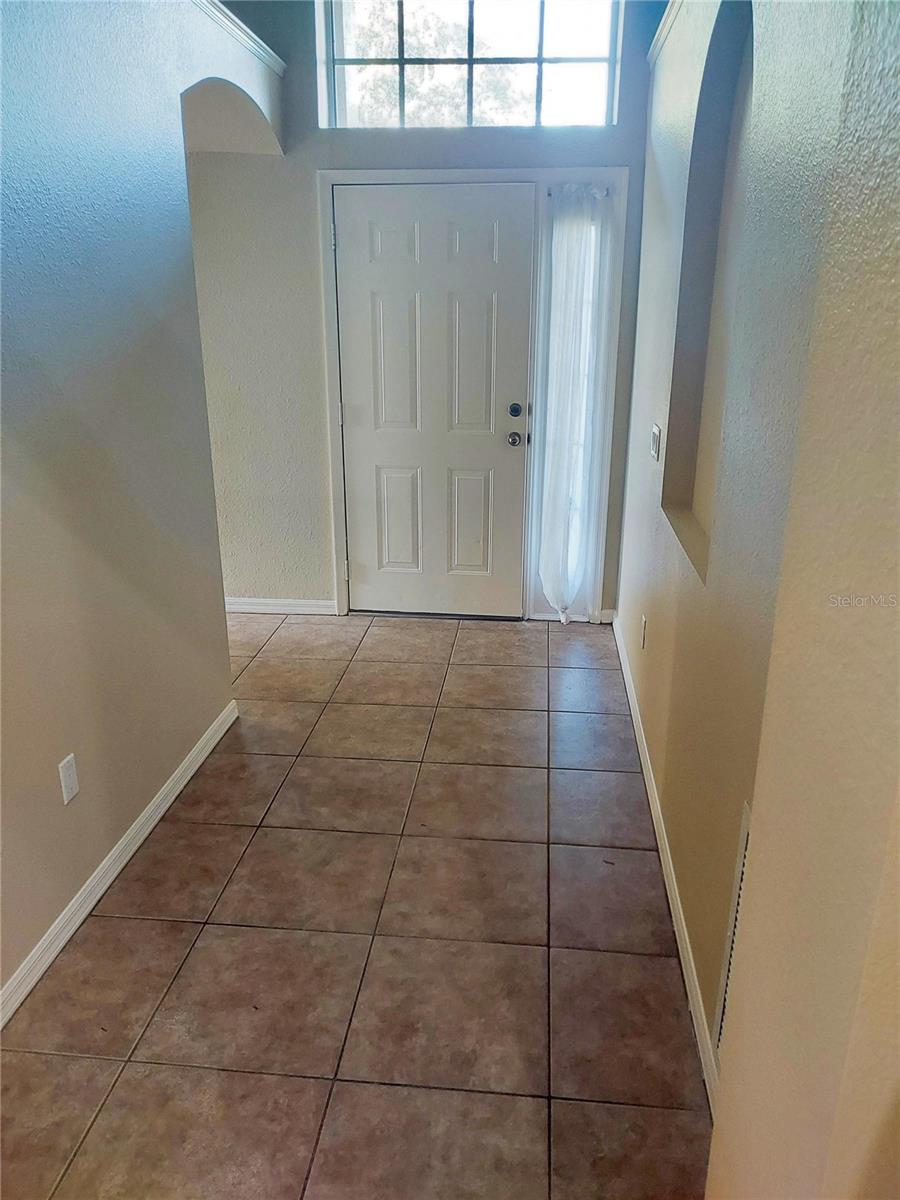 BLOOMINGDALE SECTION LL UNIT 2 - Residential Lease