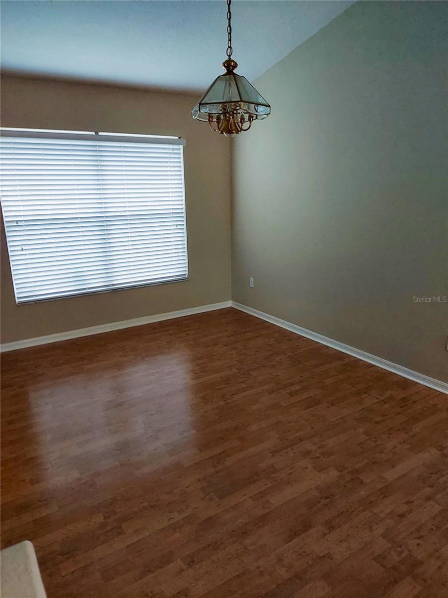 BLOOMINGDALE SECTION LL UNIT 2 - Residential Lease