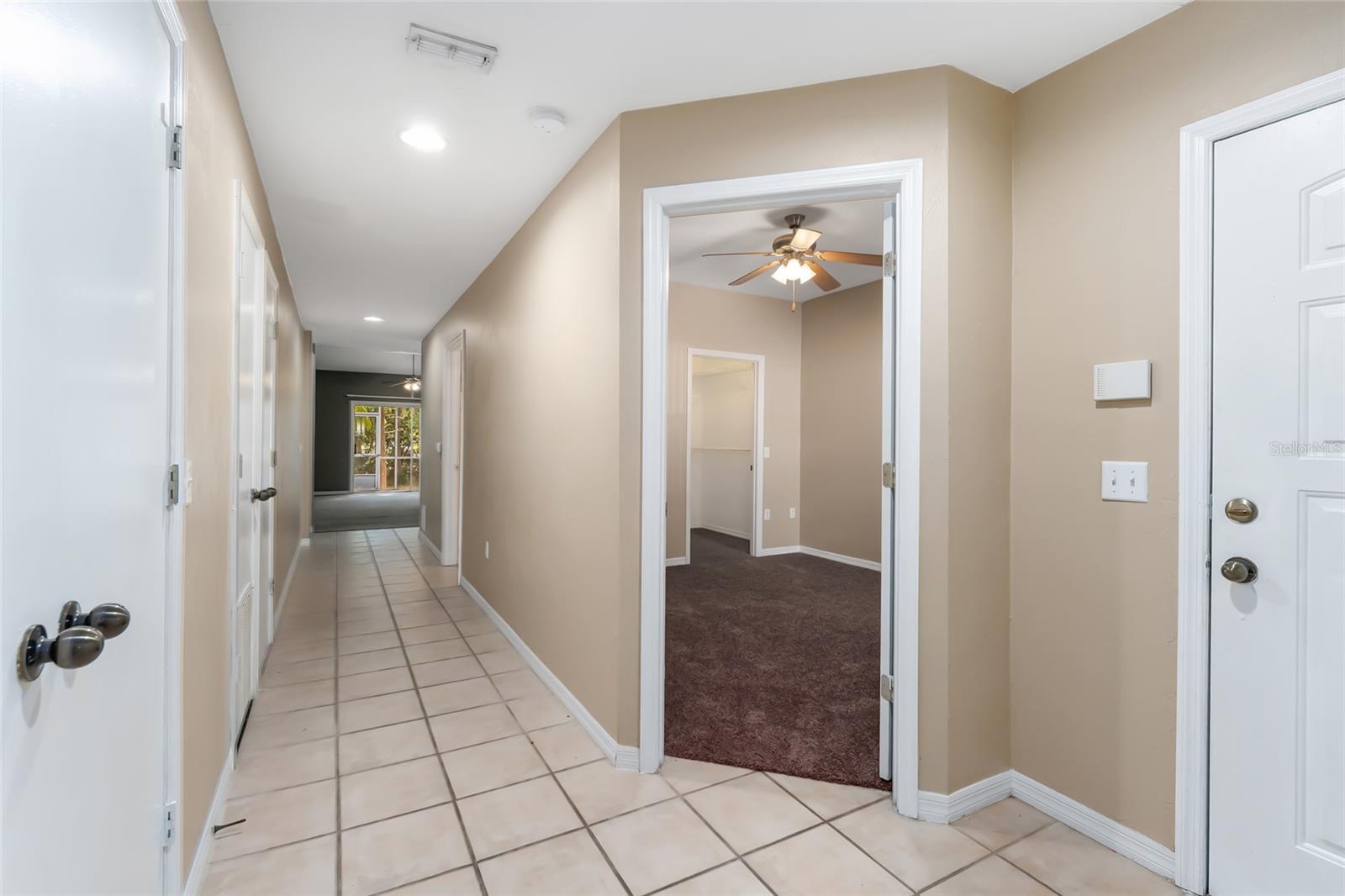 THE GABLES CONDO AT GAINE - Residential