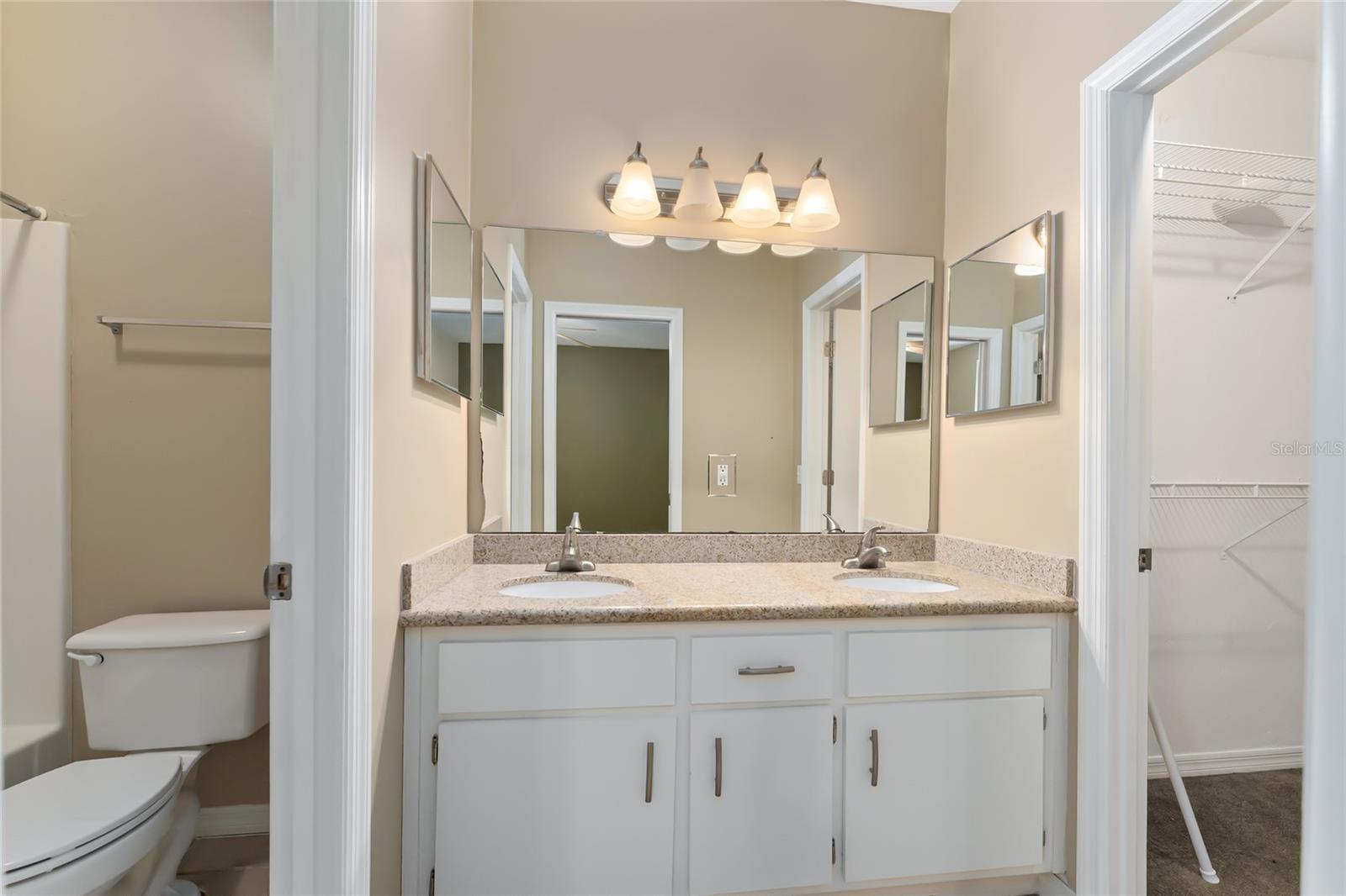 THE GABLES CONDO AT GAINE - Residential