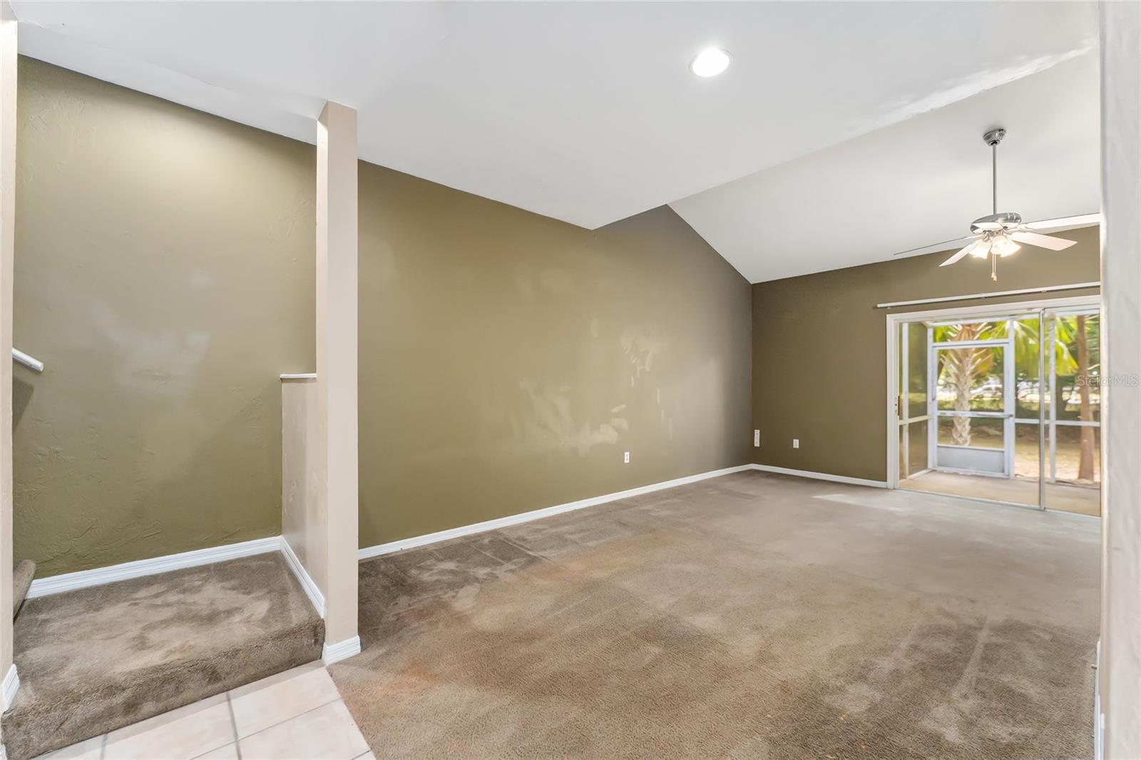 THE GABLES CONDO AT GAINE - Residential
