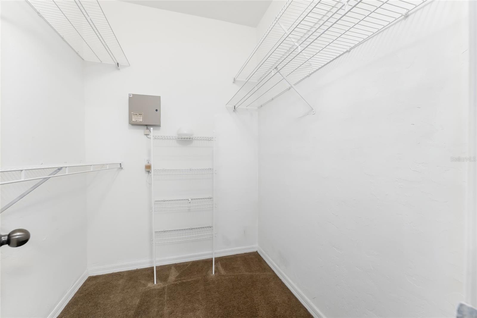 THE GABLES CONDO AT GAINE - Residential