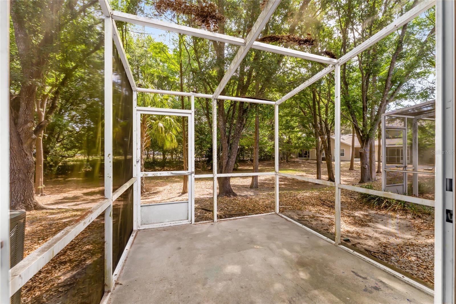 THE GABLES CONDO AT GAINE - Residential