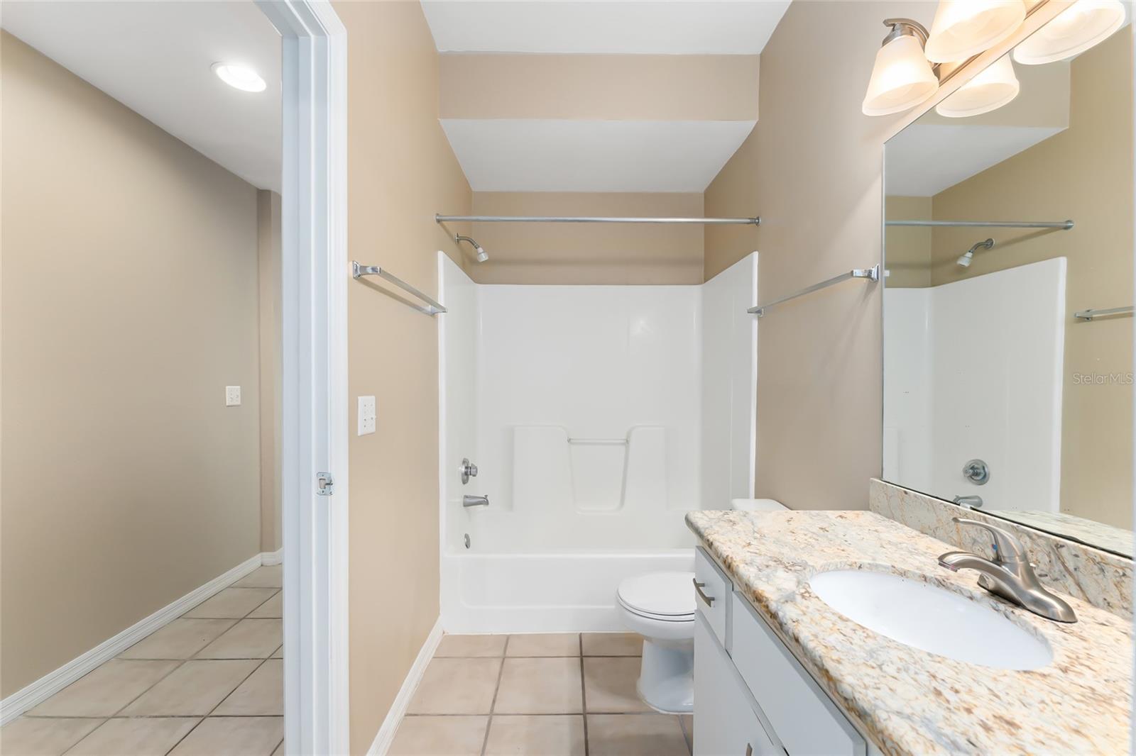 THE GABLES CONDO AT GAINE - Residential
