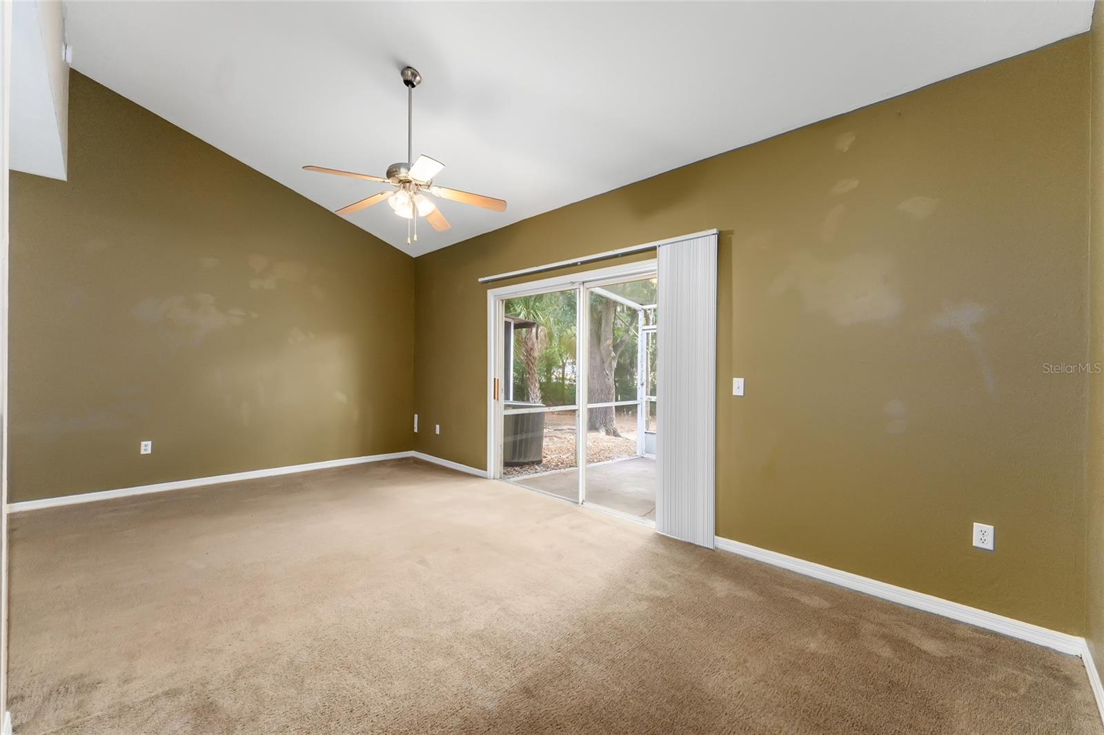 THE GABLES CONDO AT GAINE - Residential