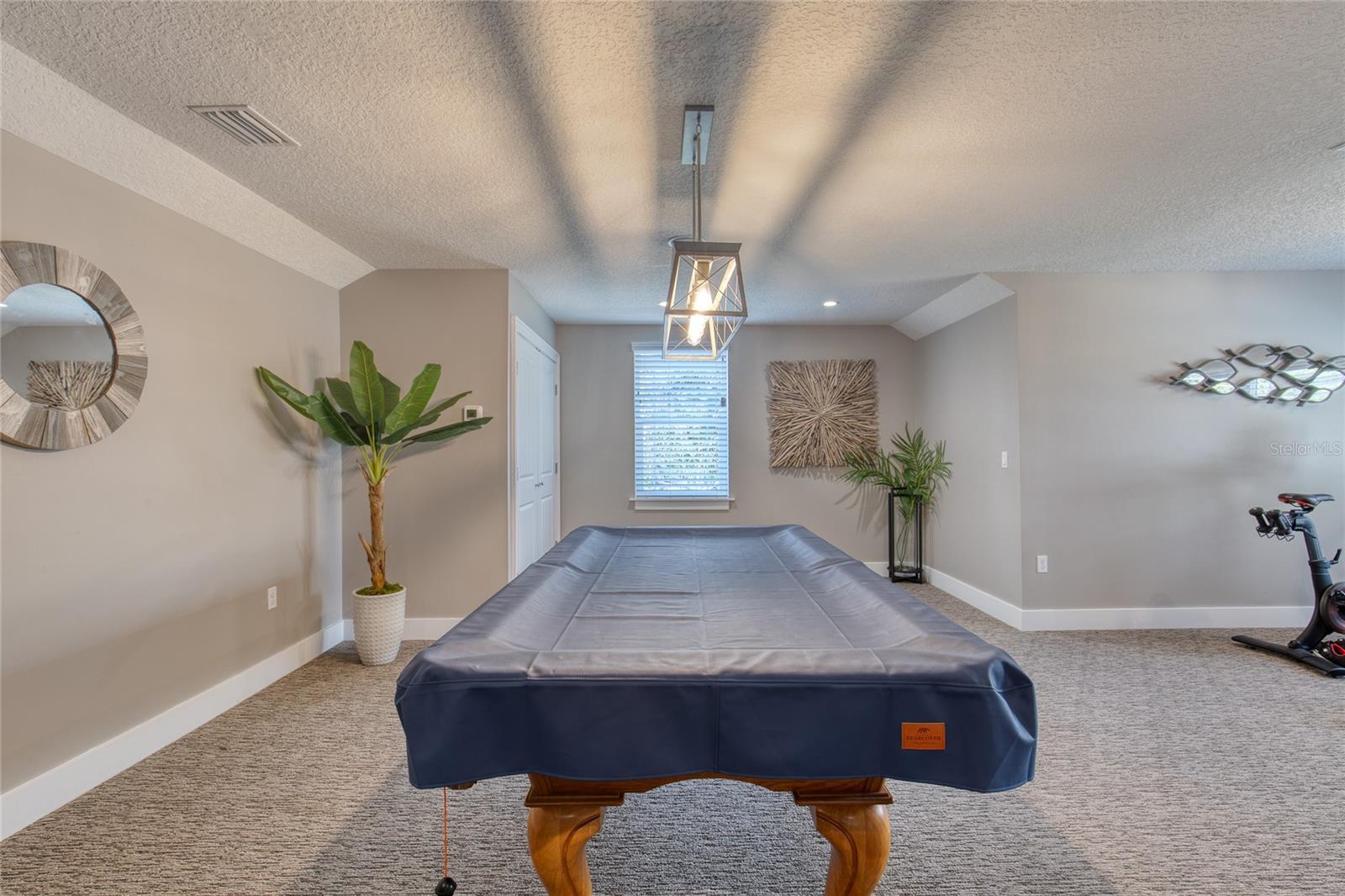 VILLAGE PINE RUN - Residential