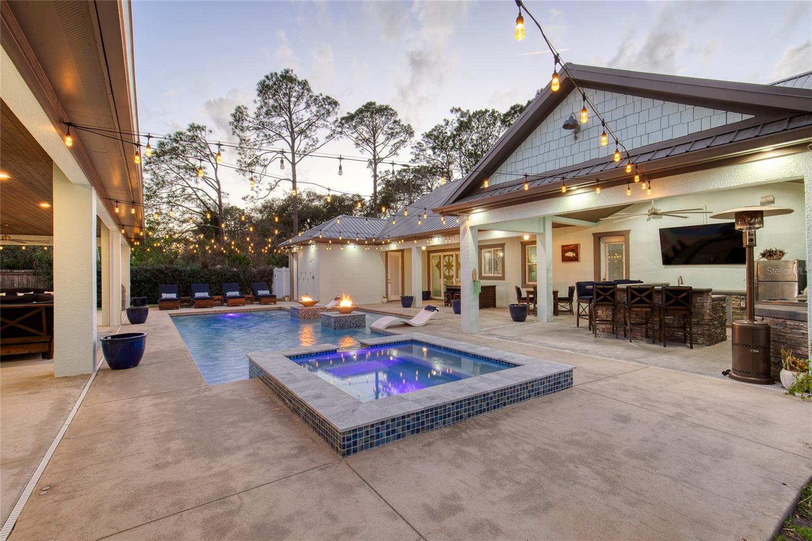 VILLAGE PINE RUN - Residential