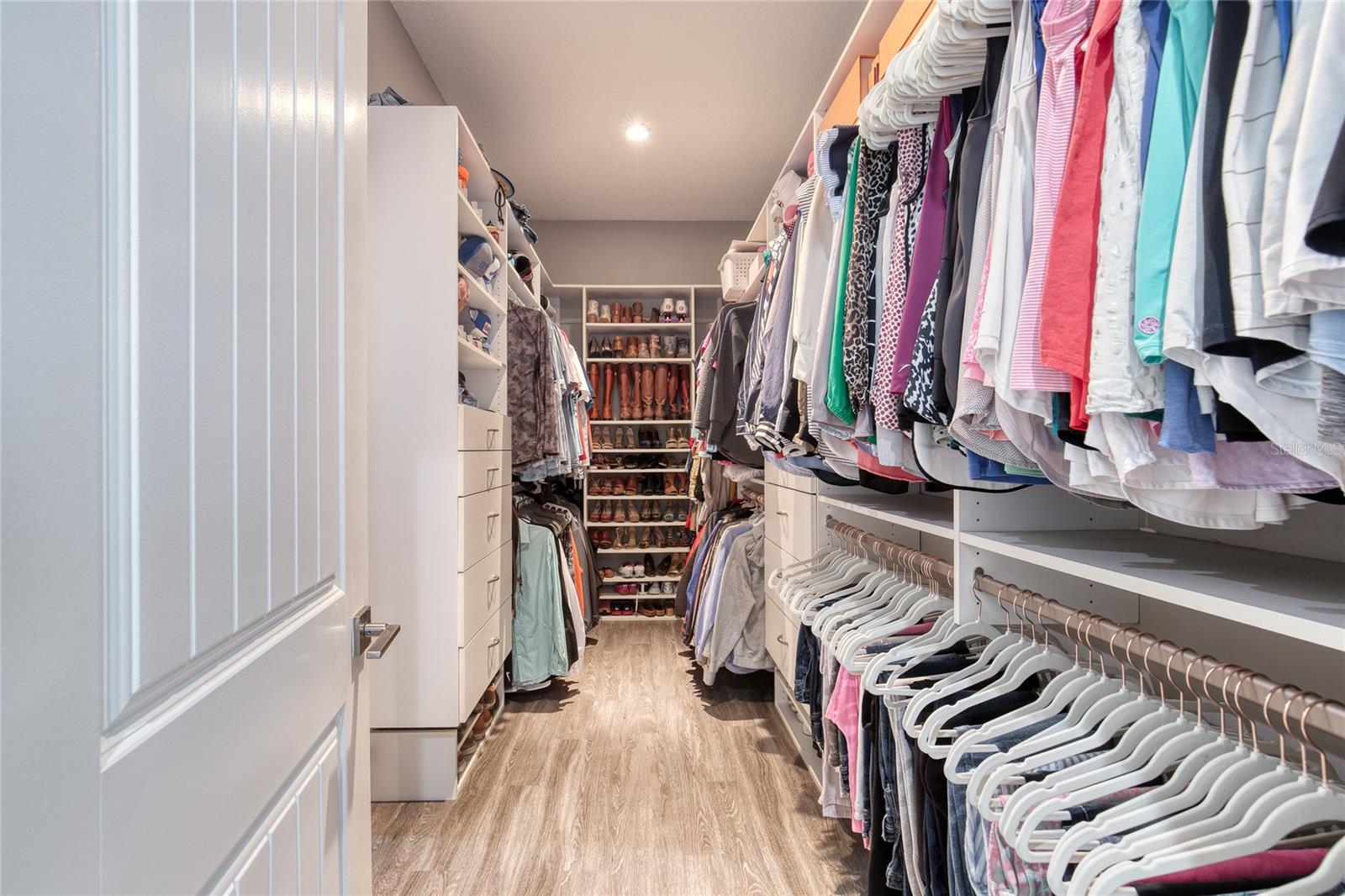 VILLAGE PINE RUN - Residential